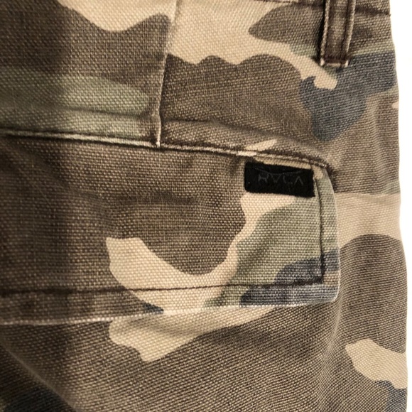 NWOT RVCA camo cargos - Picture 8 of 10